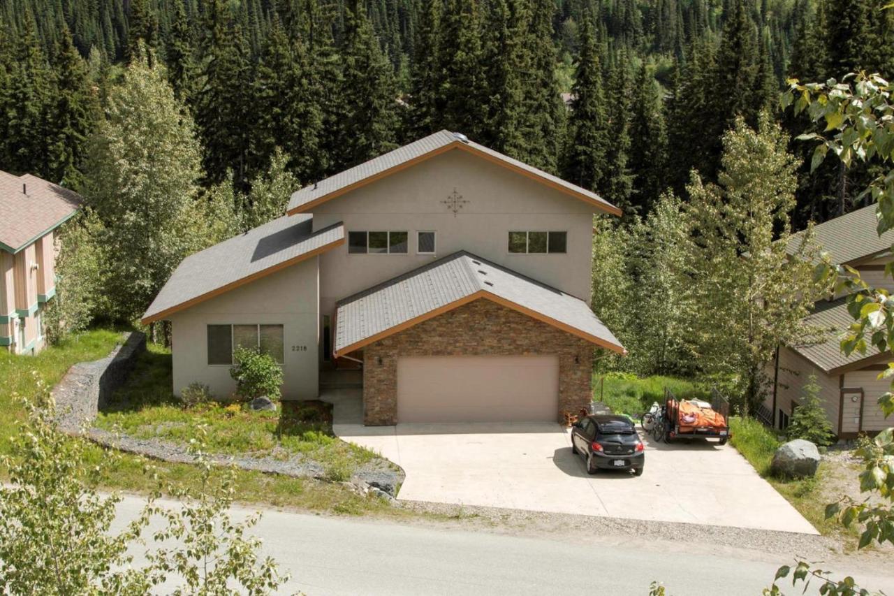 Soleil Chalet By Bear Country Sun Peaks Eksteriør billede